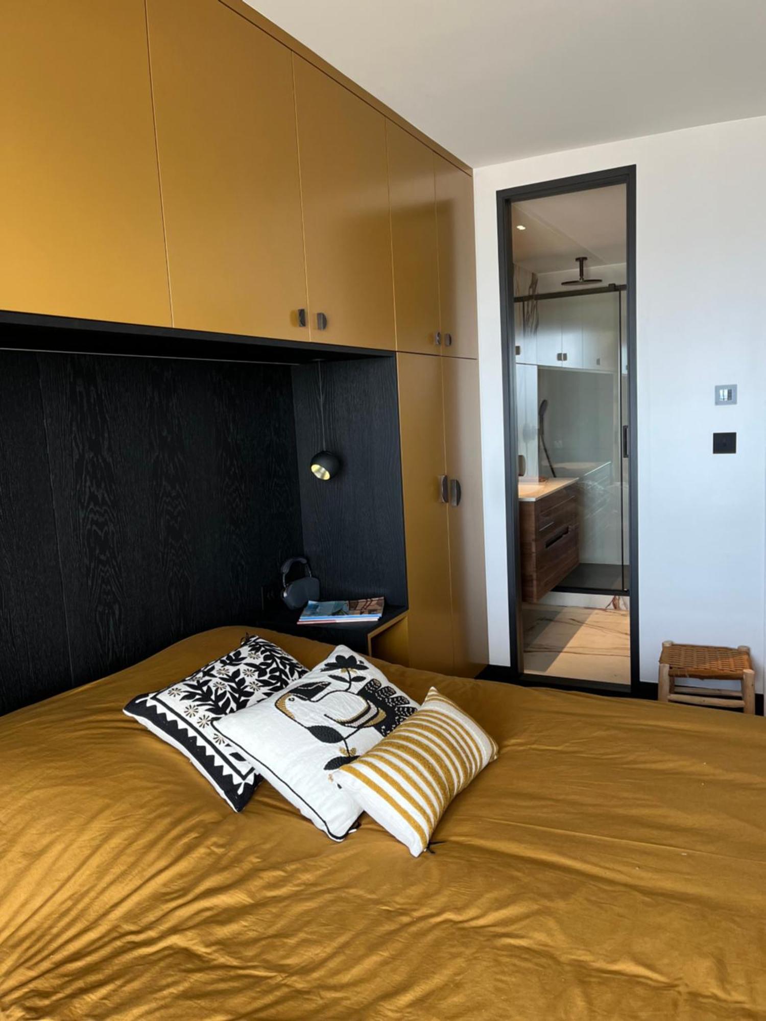 Superbe Face Apartment